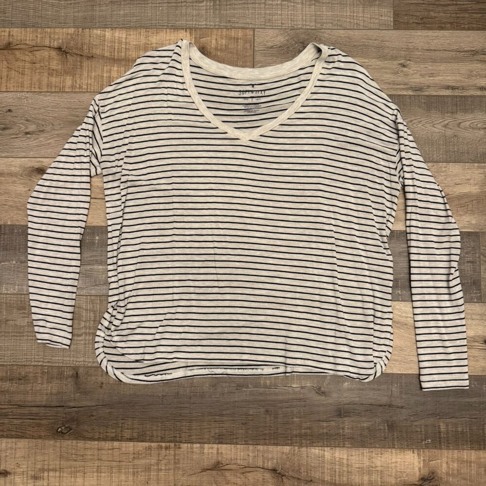 American Eagle Black & White Striped Women's Long Sleeve Tee